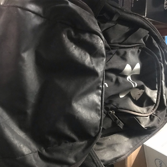Pre-Loved Under Amour Backpack - Picture 3 of 4